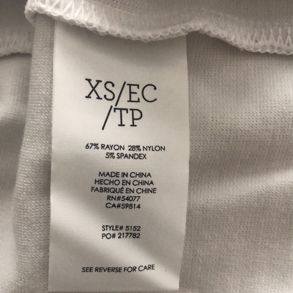 New! CAbi women’s Soho Hoodie - Picture 6 of 6